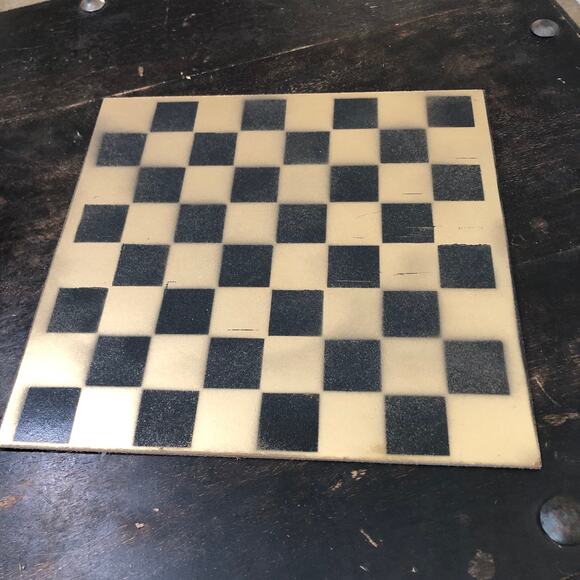 Painted Chess Set - Gold & Black - Picture 6 of 8